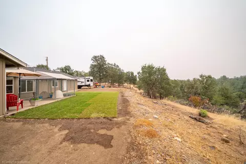 11421 Prosperity Ln, Redding, CA 96003 photo 23