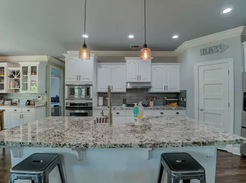 2929 Blue Horizon Dr, Redding, CA 96002 photo 7