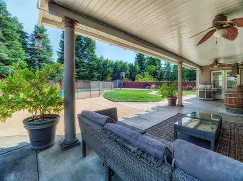 2929 Blue Horizon Dr, Redding, CA 96002 photo 40