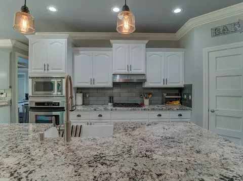 2929 Blue Horizon Dr, Redding, CA 96002 photo 13