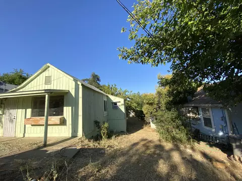 1335 Willis St, Redding, CA 96001 photo 23