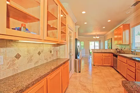 1345 Bonhurst Dr, Redding, CA 96003 photo 7