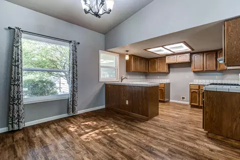 4470 Moyvane Dr, Redding, CA 96001 photo 9