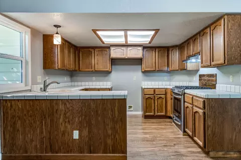 4470 Moyvane Dr, Redding, CA 96001 photo 11