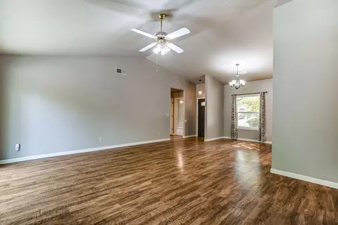4470 Moyvane Dr, Redding, CA 96001 photo 8