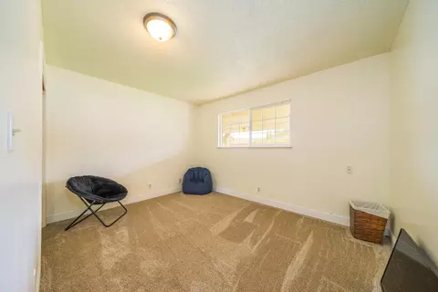 410 Woodacre Dr, Redding, CA 96002 photo 29