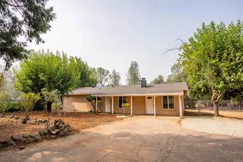 13772 Bear Mountain Rd, Redding, CA 96003 photo 5
