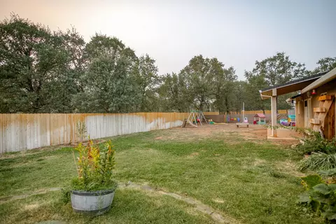 20215 Freeman Way, Redding, CA 96002 photo 31