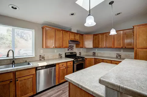 13833 Broken Branch Trl, Redding, CA 96003 photo 10