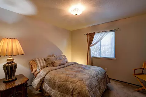 2243 Badger Ct, Redding, CA 96001 photo 21