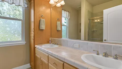 1240 Chandon Ct, Redding, CA 96003 photo 13