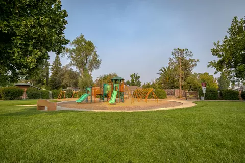 2831 Amethyst Way, Redding, CA 96003 photo 19