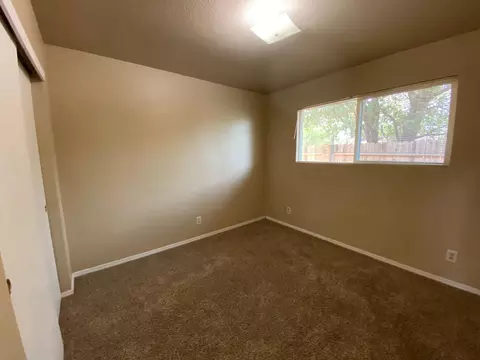 2233 Christian Ln, Redding, CA 96002 photo 8