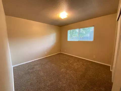 2233 Christian Ln, Redding, CA 96002 photo 7