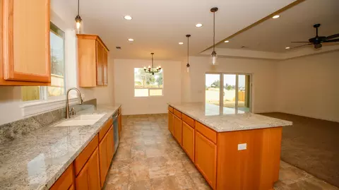 11347 Menlo Way, Redding, CA 96003 photo 10