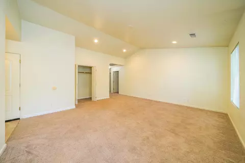 1582 Olive Ave, Redding, CA 96001 photo 8