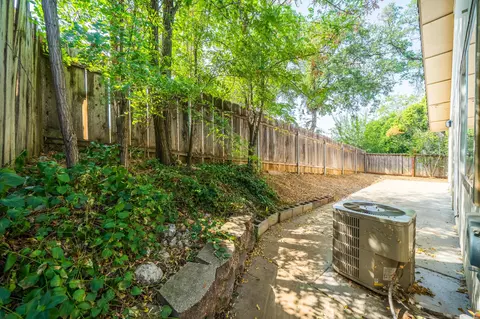 1582 Olive Ave, Redding, CA 96001 photo 25