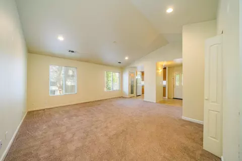 1582 Olive Ave, Redding, CA 96001 photo 7