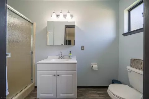 19550 Medo Vale Ln, Redding, CA 96002 photo 10