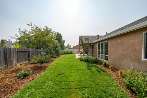 2177 Cadjew St, Redding, CA 96003 photo 51