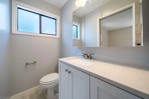 6542 Paso Dr, Redding, CA 96001 photo 8
