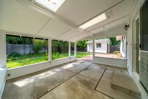 6542 Paso Dr, Redding, CA 96001 photo 13