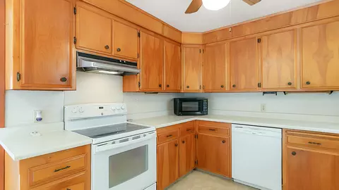 19929 Gardner Ln, Redding, CA 96003 photo 14