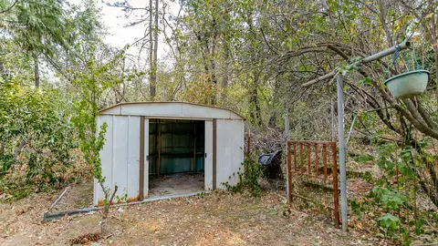 19929 Gardner Ln, Redding, CA 96003 photo 31