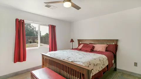 330 Newport Dr, Redding, CA 96001 photo 15
