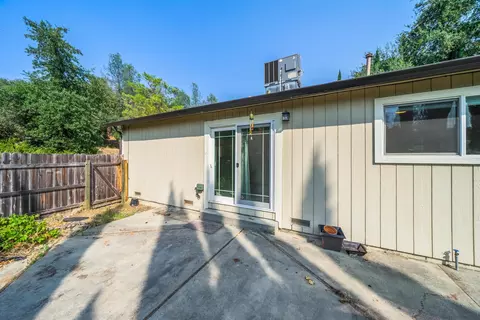 1757 Benton Dr, Redding, CA 96003 photo 18
