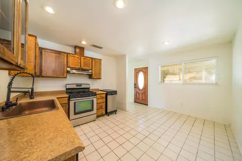 1757 Benton Dr, Redding, CA 96003 photo 7