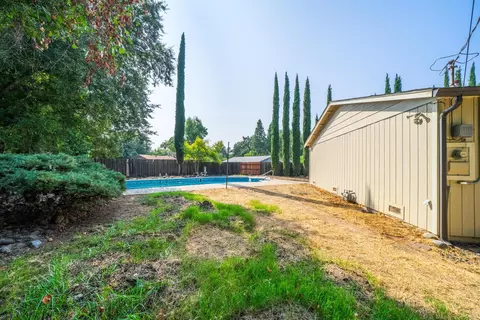 1757 Benton Dr, Redding, CA 96003 photo 24