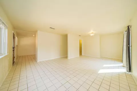 1757 Benton Dr, Redding, CA 96003 photo 2