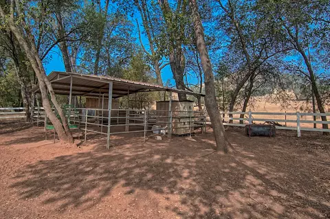 13450 Mitchellinda Dr, Redding, CA 96003 photo 49
