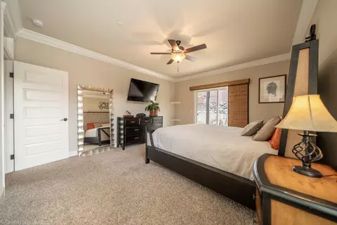 651 Rogue River Way, Redding, CA 96003 photo 24