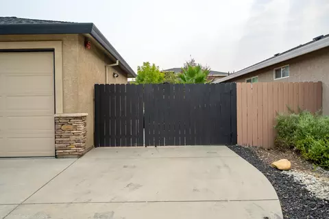 651 Rogue River Way, Redding, CA 96003 photo 51