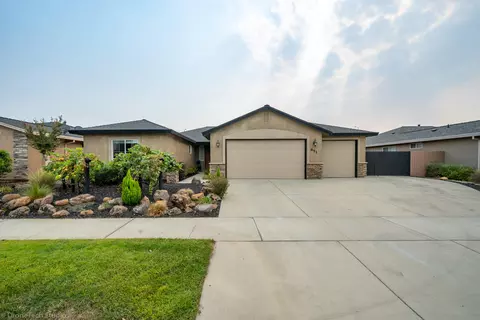 651 Rogue River Way, Redding, CA 96003 photo 5