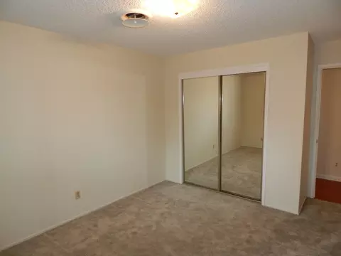 1029 Lorraine Dr, Redding, CA 96002 photo 11