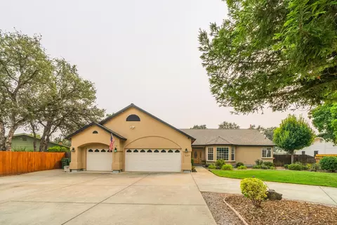 3127 Forest Hills Dr, Redding, CA 96002 photo 1