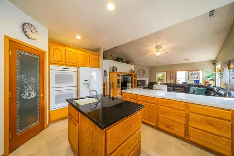 3127 Forest Hills Dr, Redding, CA 96002 photo 6