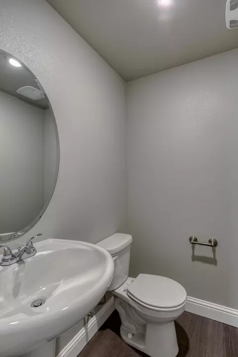 884 Congaree Ln, Redding, CA 96001 photo 22