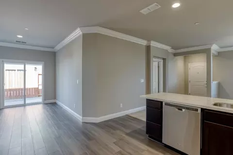884 Congaree Ln, Redding, CA 96001 photo 8