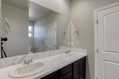884 Congaree Ln, Redding, CA 96001 photo 18