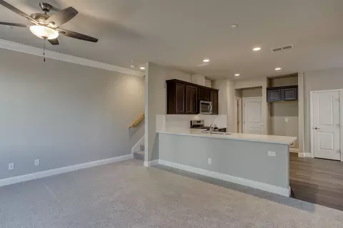 884 Congaree Ln, Redding, CA 96001 photo 10