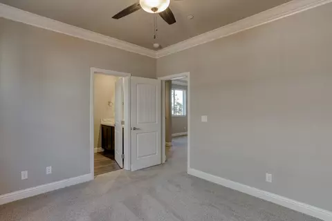 884 Congaree Ln, Redding, CA 96001 photo 16