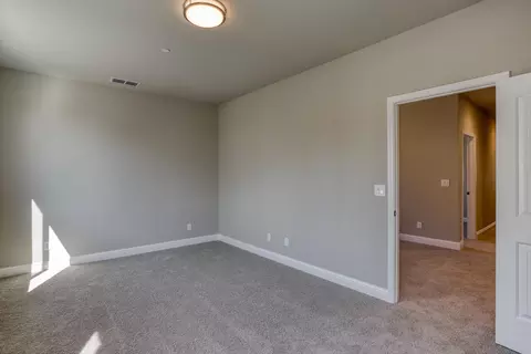 884 Congaree Ln, Redding, CA 96001 photo 31
