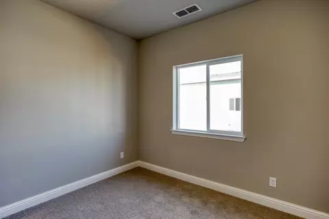 884 Congaree Ln, Redding, CA 96001 photo 33