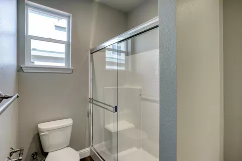 884 Congaree Ln, Redding, CA 96001 photo 17