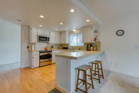 3401 Lagoon Dr, Redding, CA 96001 photo 13