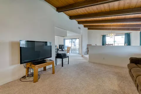 3401 Lagoon Dr, Redding, CA 96001 photo 7